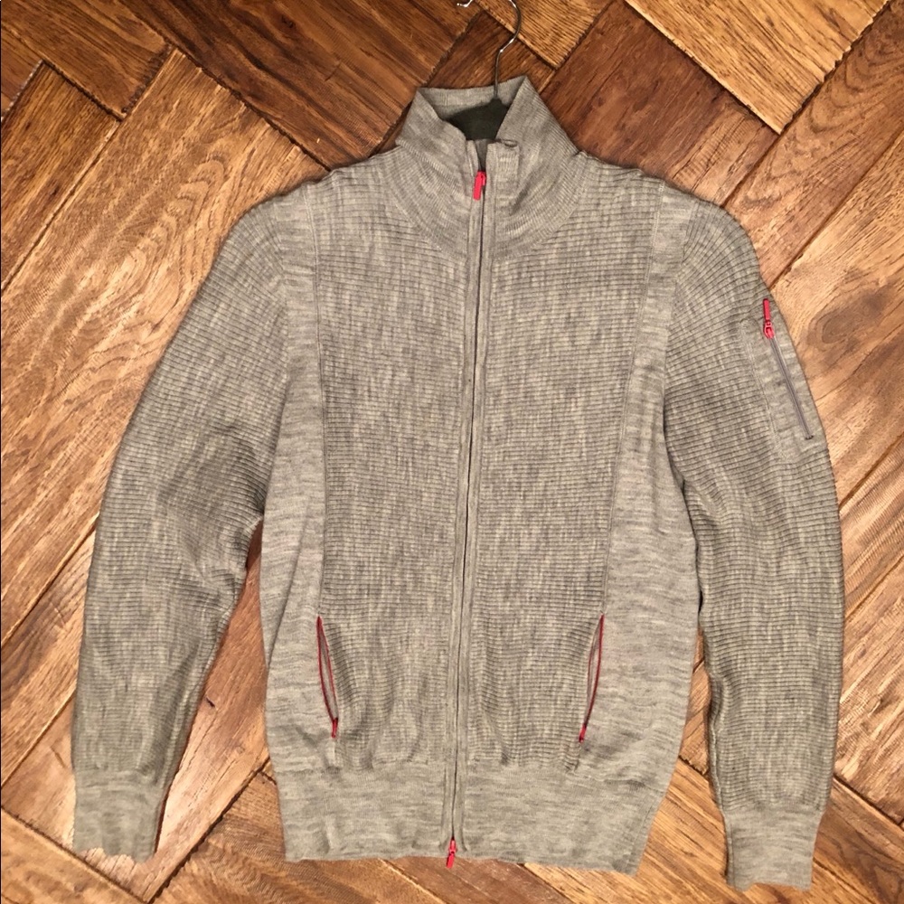 Athleta gently worn sweater. Size M